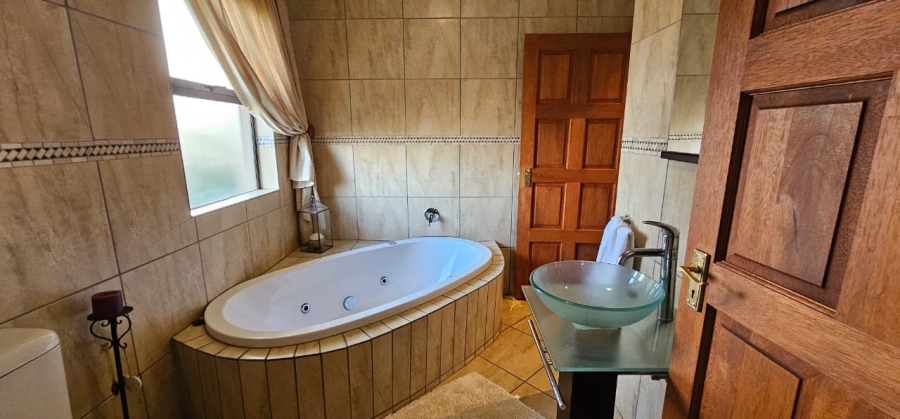 4 Bedroom Property for Sale in Birdwood Estate North West